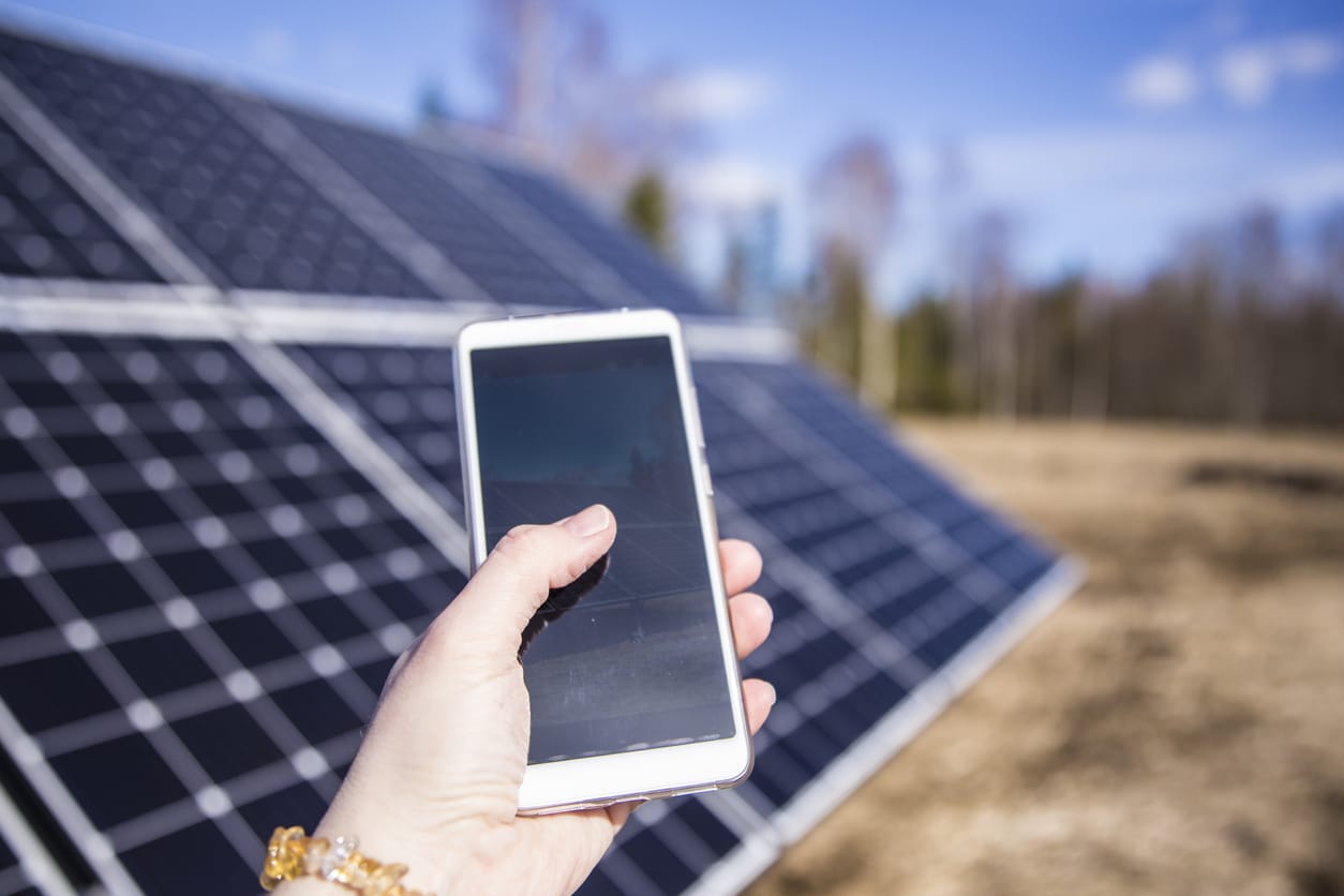 application sur iPhone pour rendement panneaux solaires